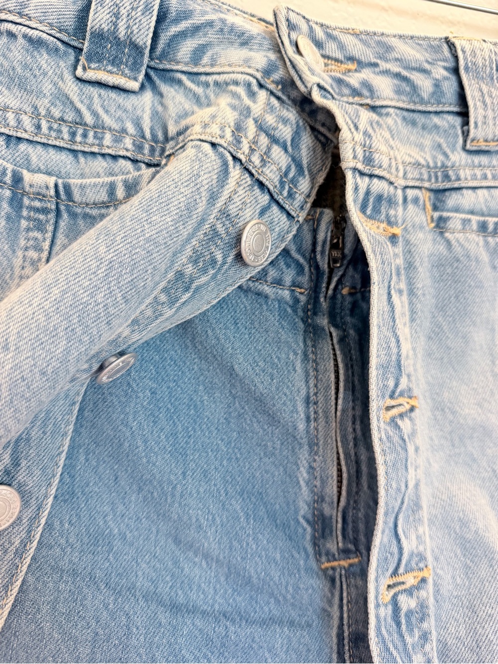 We The Free Free People Button Front Denim Mini Skort Size 29 Light Wash - Picture 6 of 9